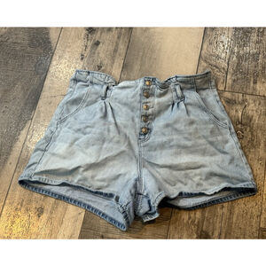 American Eagle Denim Mom Shorts Women's Light Wash High Rise Button Fly